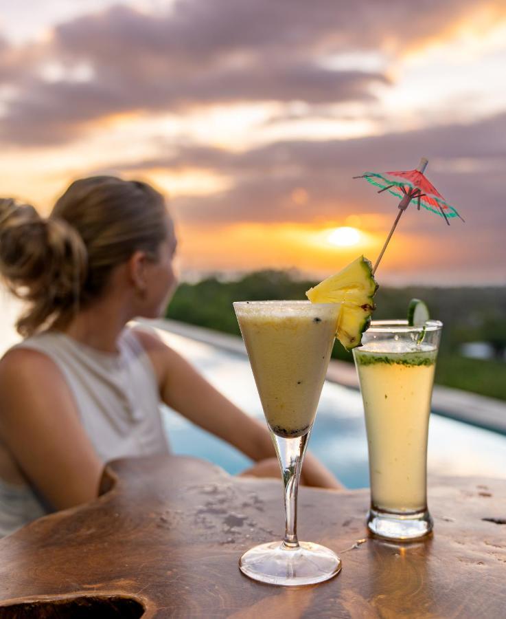 Mambo Hill Resort Ped Exteriör bild